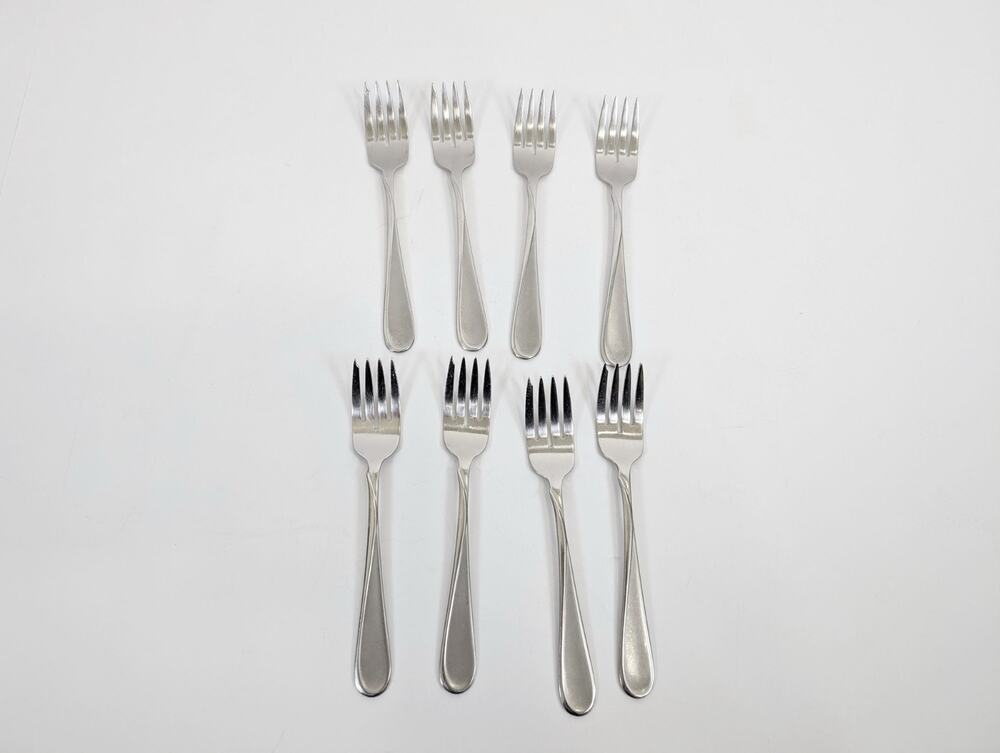 Oneida Flight Reliance 8 Salad Forks Lot Set Stainless Steel